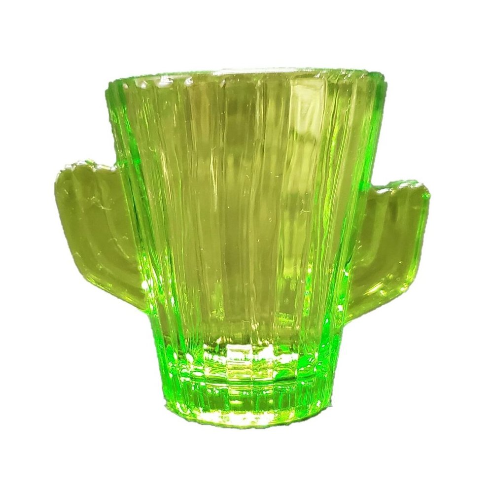 Panama Jack Home - Set of 4 Cactus Shot Glasses Green Acrylic